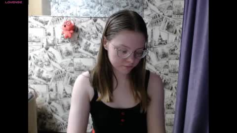 Lina online show from December 20, 2:48 pm