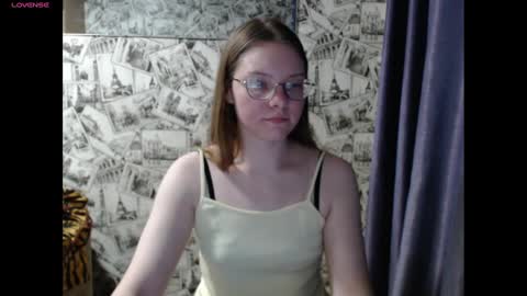 Lina online show from December 26, 12:38 pm