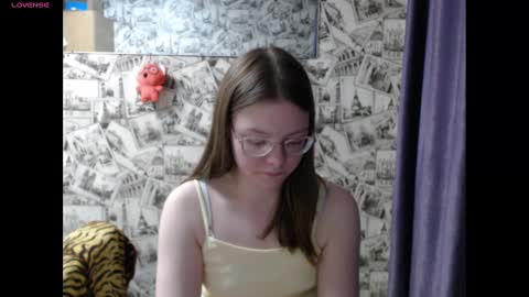 Lina online show from December 21, 12:49 pm