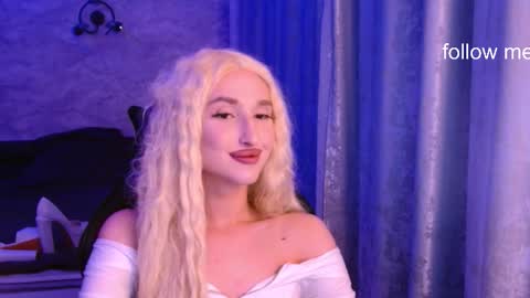 honey_sunset online show from November 9, 10:56 pm