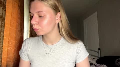 Klara online show from June 1, 12:17 pm