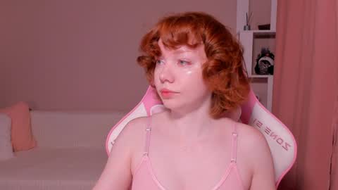 honeyautumn online show from January 13, 11:49 pm