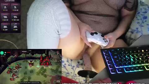 honeybabe_gfe online show from September 27, 7:11 pm