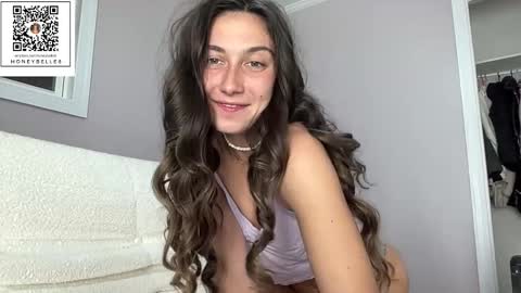 belle brunette online show from March 21, 11:15 am