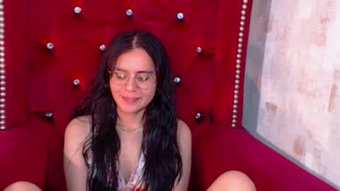 Emily online show from December 22, 5:09 pm