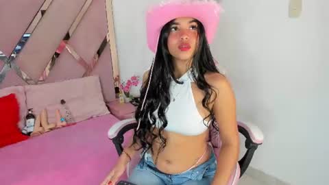 honeyht online show from June 23, 12:44 pm