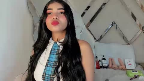 honeyht online show from June 13, 12:37 pm