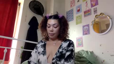 Snapshot of honeyruby chatting on September 16, 4:54 pm Ruby Sparks online show from September 16, 4:54 pm
