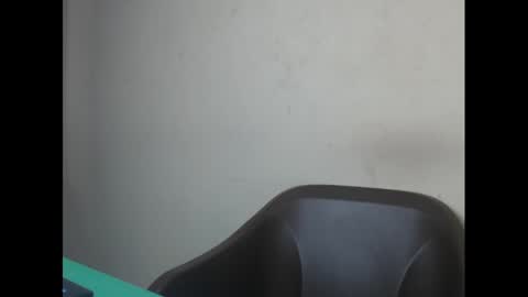 Snapshot of honeyxcunt chatting on January 10, 8:04 pm honeyxcunt online show from January 10, 8:04 pm