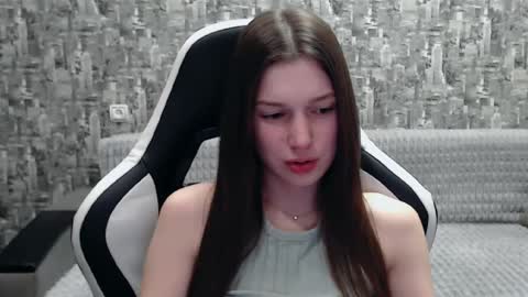 Nancy online show from March 6, 4:49 pm