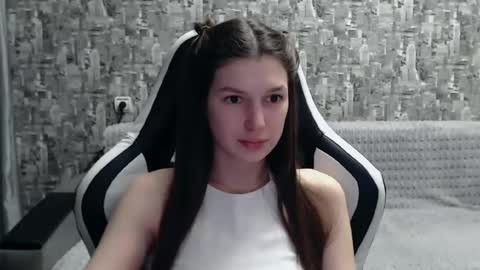 Nancy online show from March 1, 4:00 pm