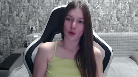 Nancy online show from January 3, 1:35 pm