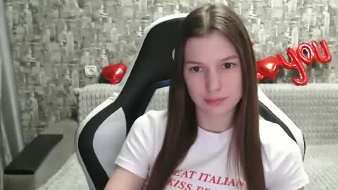Nancy online show from March 11, 4:07 pm