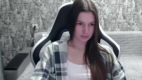 Nancy online show from December 21, 10:39 am