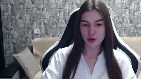 Nancy online show from January 17, 11:59 am