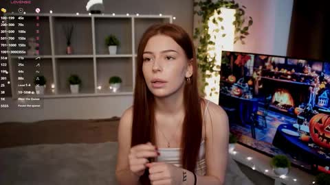 honneybunneey online show from November 1, 8:02 am