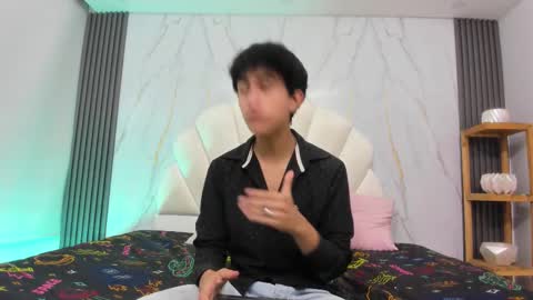 hoot_booys_ online show from December 4, 7:35 pm