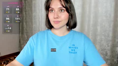 Snapshot of hoot_owl_cb chatting on February 27, 4:13 am Karina online show from February 27, 4:13 am
