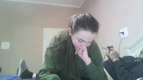 Snapshot of hootloove69 chatting on March 10, 6:12 pm hootloove69 online show from March 10, 6:12 pm