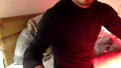 hormones84 online show from December 21, 7:09 pm