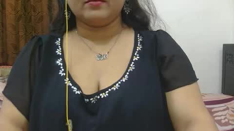 horneydesibabe online show from November 1, 6:18 pm