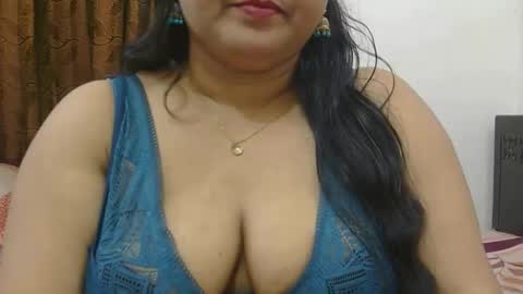 horneydesibabe online show from October 31, 6:08 pm