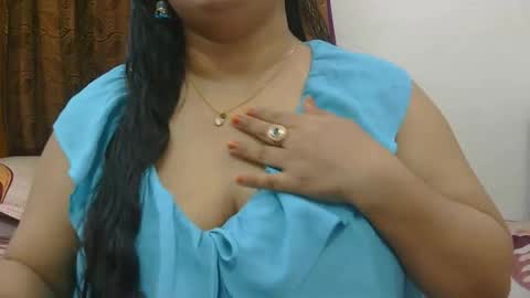 horneydesibabe online show from October 30, 4:51 pm