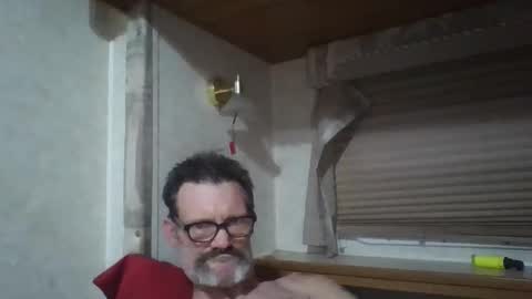 joey online show from May 2, 4:07 am