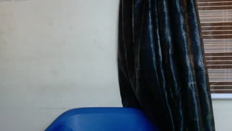 horny4bum online show from February 24, 7:41 pm