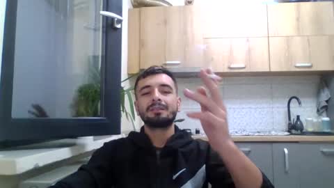 Snapshot of horny_couple9600 chatting on September 18, 10:03 pm horny_couple9600 online show from September 18, 10:03 pm