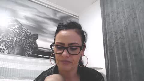 horny_dream2 online show from October 3, 1:59 am