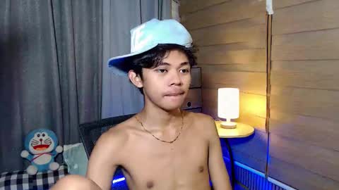 horny_joshxxx online show from February 21, 7:33 am