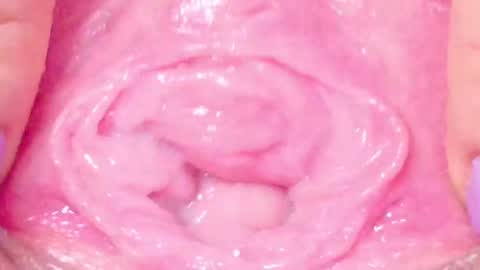 The girl with butterfly lips online show from October 9, 1:55 am