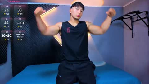 horny_nick18 online show from March 27, 12:17 pm