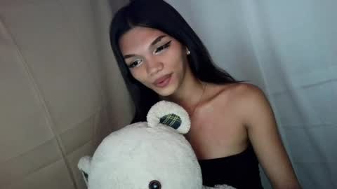 Rhiana online show from May 10, 1:17 pm