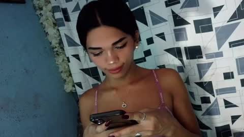 Rhiana online show from April 14, 9:45 am