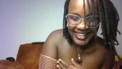 Lucy online show from December 2, 7:12 pm