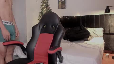 Zaid Nicolle online show from November 12, 1:41 am