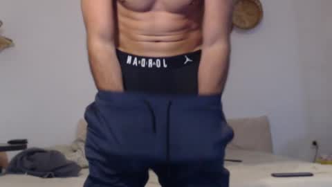 Snapshot of hornyasfuckk33 chatting on December 1, 6:10 pm hornyasfuckk33 online show from December 1, 6:10 pm
