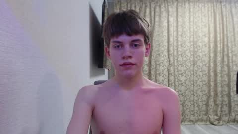 Snapshot of hornybadbunny chatting on March 5, 12:27 am Tony online show from March 5, 12:27 am