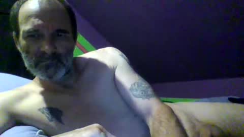 Snapshot of hornycountryman1972 chatting on October 15, 5:32 am hornycountryman online show from October 15, 5:32 am