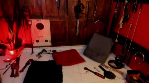 Snapshot of hornydahiana chatting on February 9, 11:36 pm Mia Dahianaa 2 hornydahianax online show from February 9, 11:36 pm
