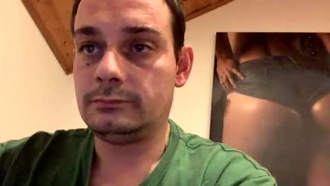 hornyfood112 online show from October 31, 12:44 am