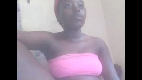 hornygal001 online show from February 12, 8:49 am