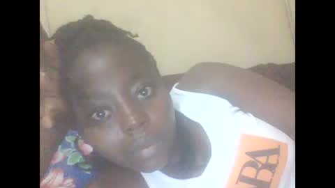 hornygal001 online show from November 4, 3:08 am