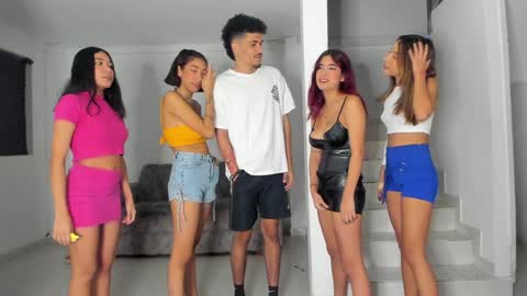 left to right  april- giorgia - riley - annie online show from February 2, 9:51 am