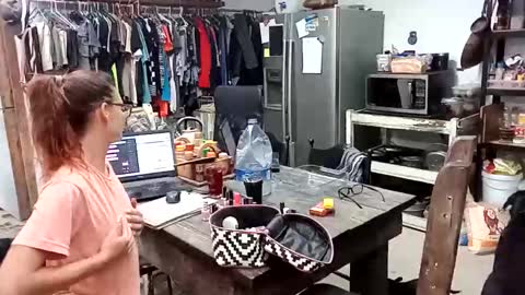 Nix  D online show from November 8, 3:59 pm