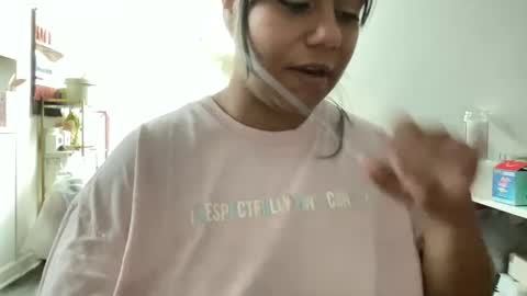 hornyhottykitten online show from September 9, 1:33 pm