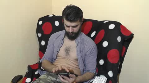 Snapshot of hornymaster93 chatting on February 5, 8:14 pm hornymaster online show from February 5, 8:14 pm