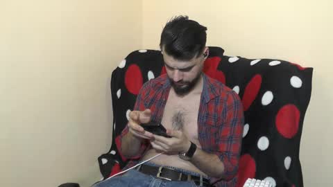 Snapshot of hornymaster93 chatting on February 13, 6:52 am hornymaster online show from February 13, 6:52 am
